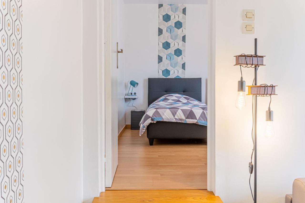 Appart Haut Standing - ORCHIDEE - WIFI inclus Orly Exterior foto